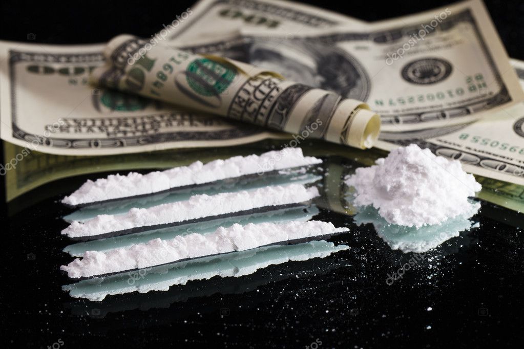 depositphotos_8407257-Cocaine-drugs-heap