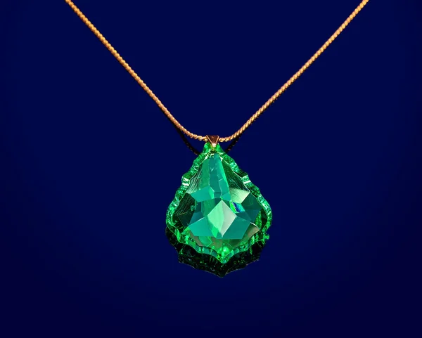 Jewelry with green sapphire