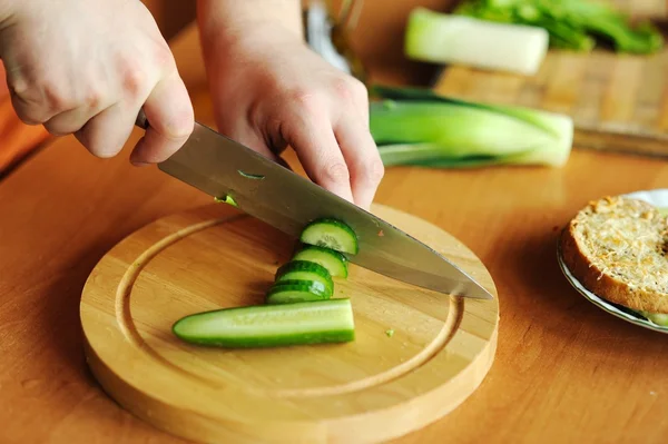 Kendall Cuts A Cucumber