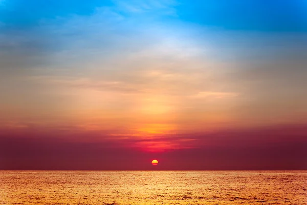 Sun rise on the sea