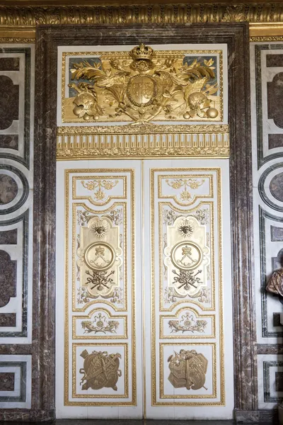 Palace's door