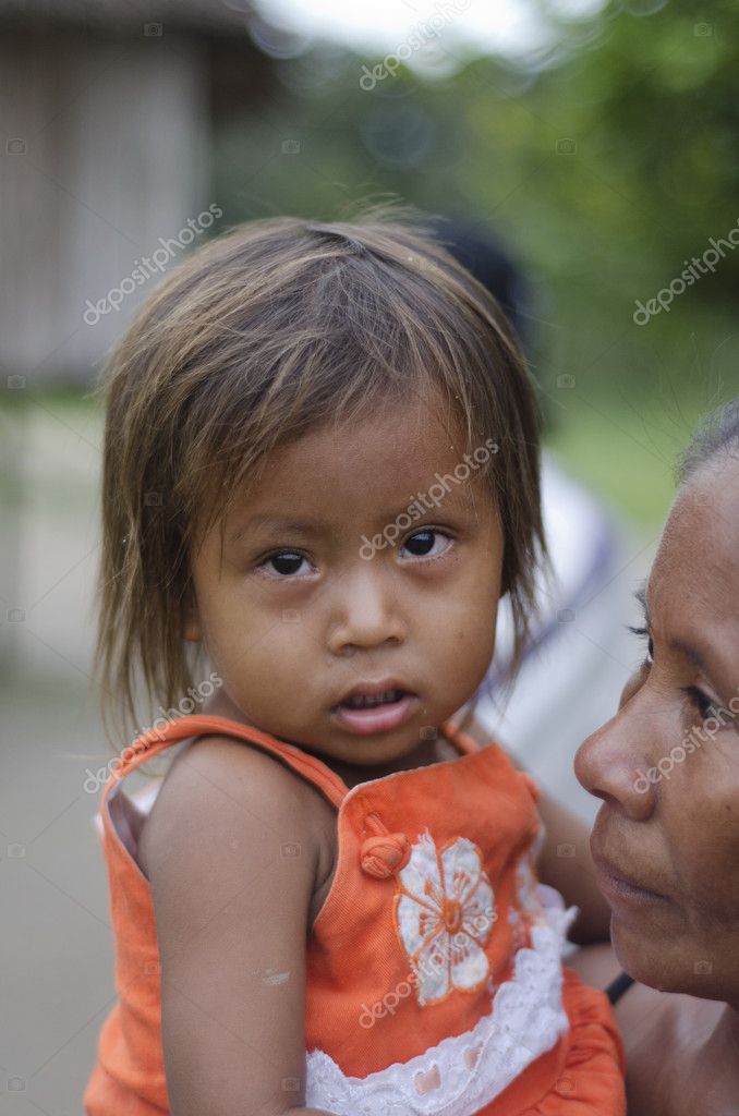 An Indigenous Girl In The Amazon Stock Editorial Photo © Jorgito1973 8974973 2038