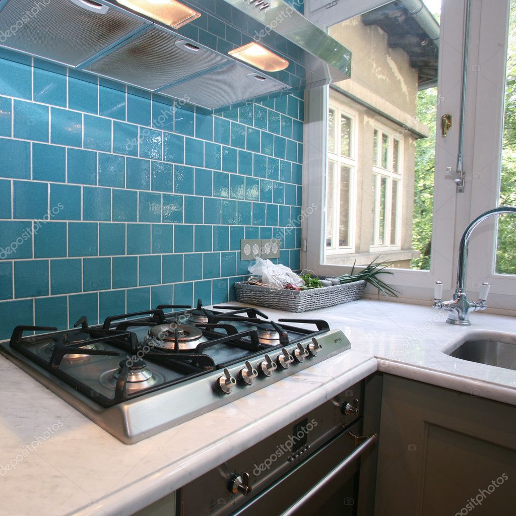 Moderne keuken — stockfoto © paulprescott #8044602