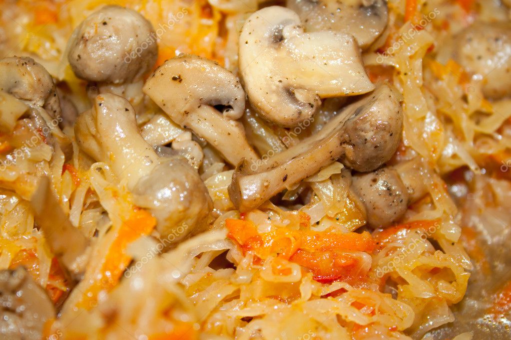 Солянка с шампиньонами и капустой рецепт пошагово Солянка с шампиньонами и капустой рецепт пошагово