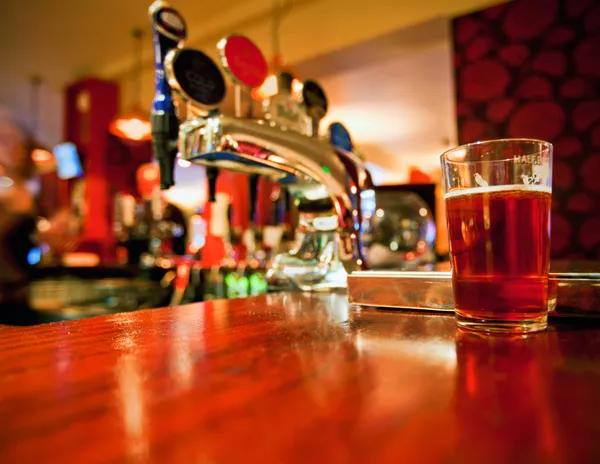 The pub — Stock Photo #9826310