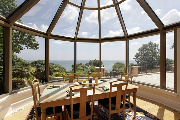 Glassed-domed breakfast room