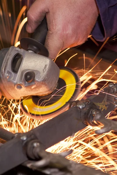 Grinding wheel cutting iron
