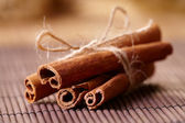 Поведение в школе не блещет. - Страница 3 Depositphotos_9736717-stock-photo-cinnamon-sticks