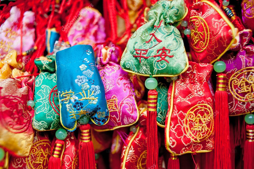 Chinese traditional sachet, New Year's mascot, Clifford — Stock Photo