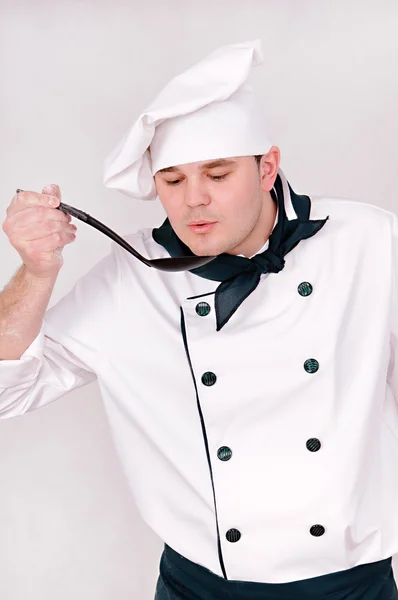 Chef-kok met grote lepel — Stockfoto