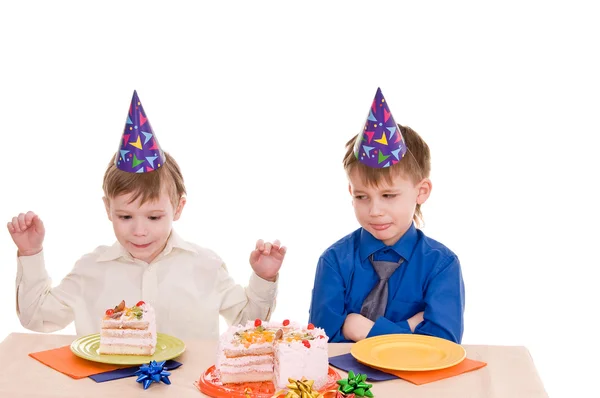 Two boys with cake — Stock Photo, Image