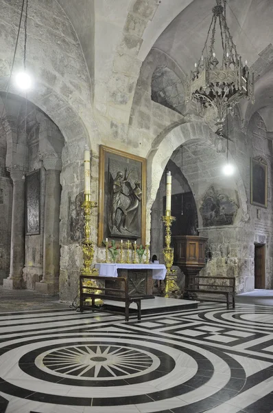 Interiér kostela svatého hrobu — Stock fotografie