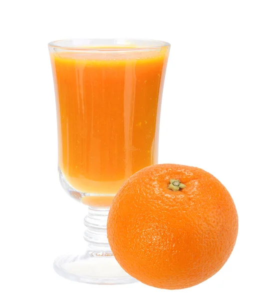 Fresh orange juice and full orange-fruit — Stock Photo, Image