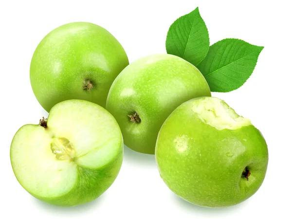 Äpfel mit grünem Blatt — Stockfoto