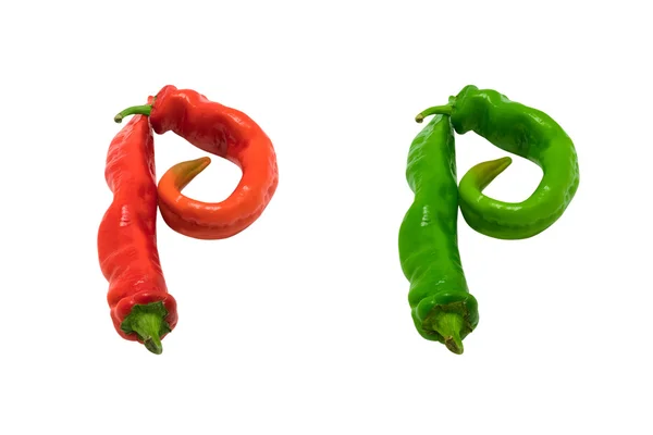 Γράμμα p αποτελείται από πράσινες και κόκκινες πιπεριές τσίλι — Φωτογραφία Αρχείου