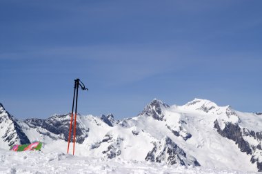 Polonyalılar Kayak ve snowboard karşı karlı dağlar