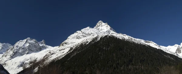 Bergpanorama Kaukasus — Stockfoto