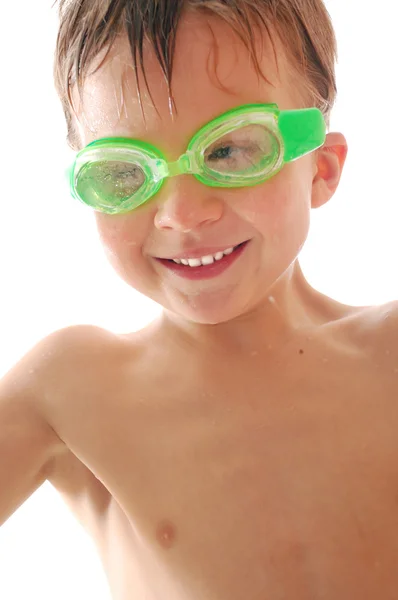 Gelukkig spoty kind met zwemmen bril — Stockfoto