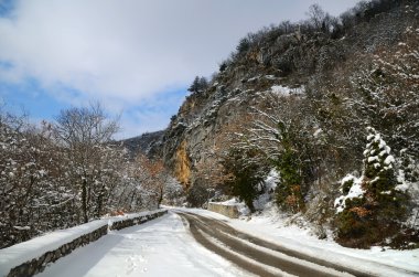 Dağ yolu