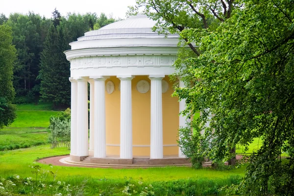 Pavillon in Pavlovsk — Stockfoto