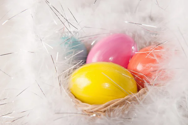Colorfull velikonoční vejce na pozadí prolnutí — Stock fotografie
