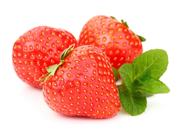 Erdbeere mit Minze — Stockfoto