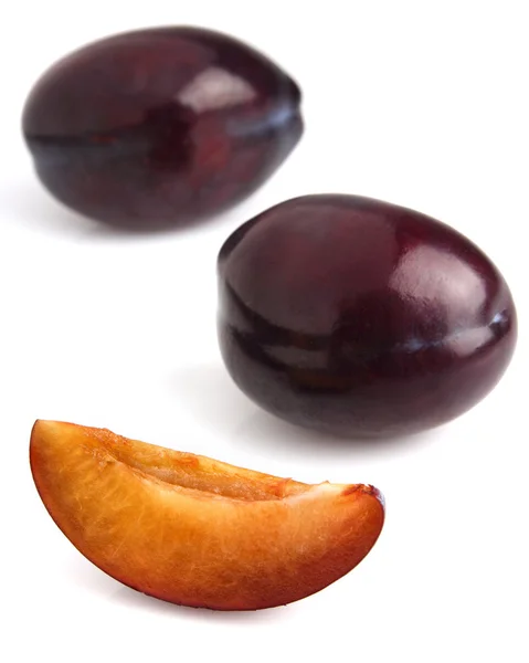 Sweet plum with slice — Stock Photo, Image