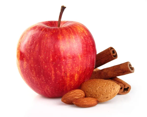 Apfel mit Mandeln und Zimt — Stockfoto