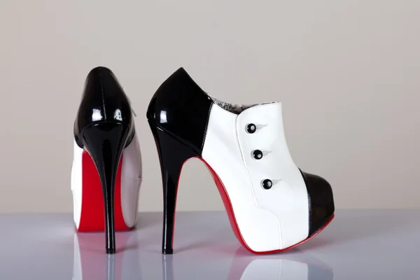 Sexy modern female shoes — Stock Photo, Image