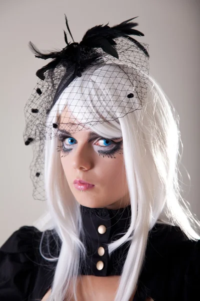 Gothic κορίτσι με δημιουργική μακιγιάζ — Φωτογραφία Αρχείου