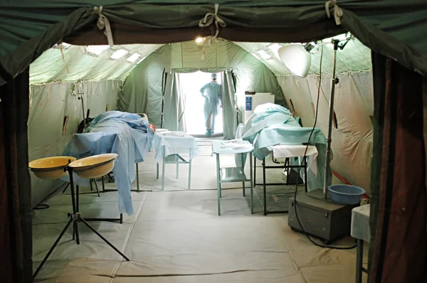 Hospital militar móvel — Fotografia de Stock
