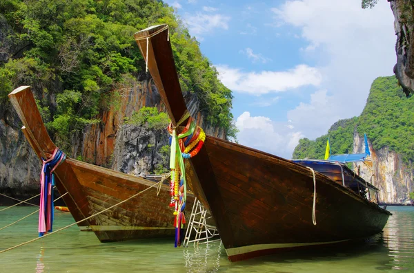 Longtail båtar, thailand — Stockfoto