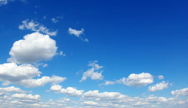 Modrá obloha — Stock fotografie