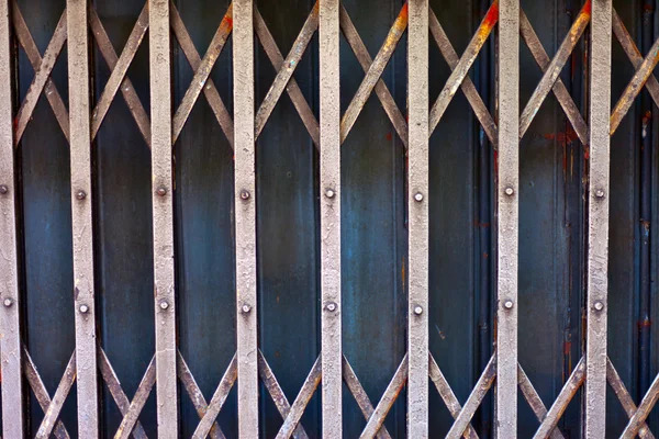Gard de fier — Fotografie, imagine de stoc