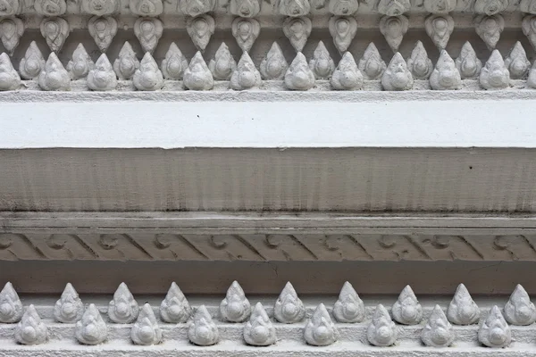 Stucco bianco, stile tailandese sul muro — Foto Stock