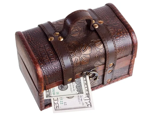 Houten kist met geld — Stockfoto