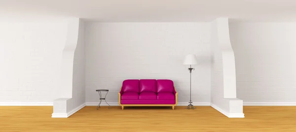 Фіолетовий диван, стіл і стандартна лампа в залі сучасної галереї — стокове фото