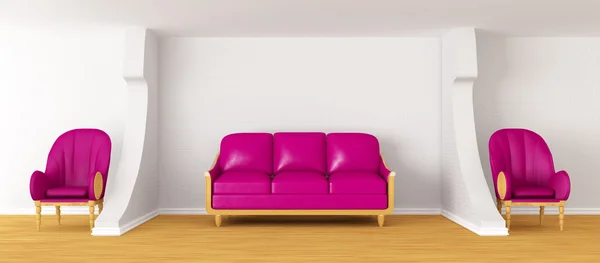Sala de estar com sofá roxo e cadeiras — Fotografia de Stock