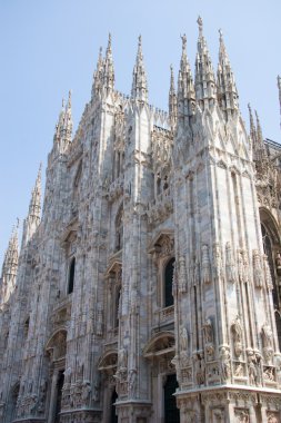 Milan Katedrali - Duomo di Milano