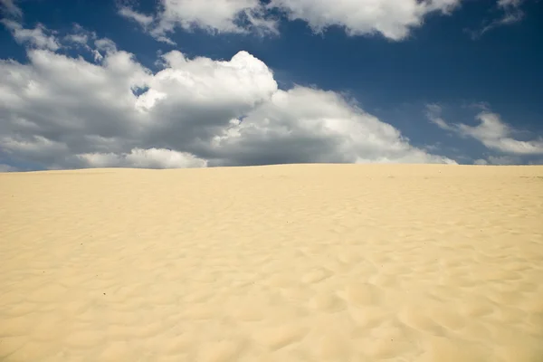 Deserto e cielo — Foto Stock