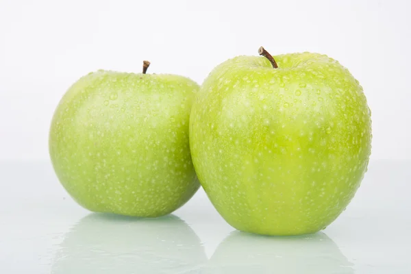 Taze Sulu elmalar — Stok fotoğraf