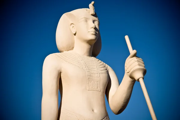 Ancient egyptian statues — Stock Photo, Image