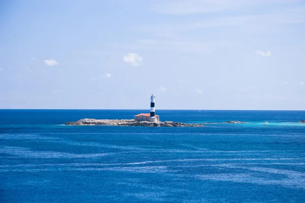 Faro cerca de Ibiza — Foto de Stock