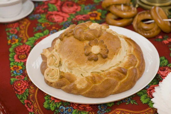 Traditional Russian pie — Stock Photo, Image