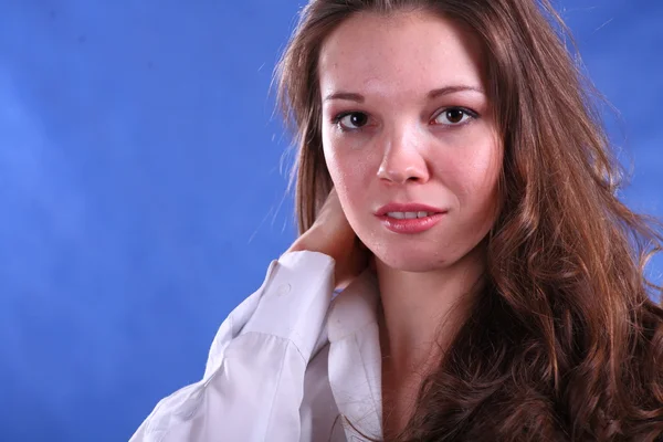 Young woman studio portrait — Zdjęcie stockowe