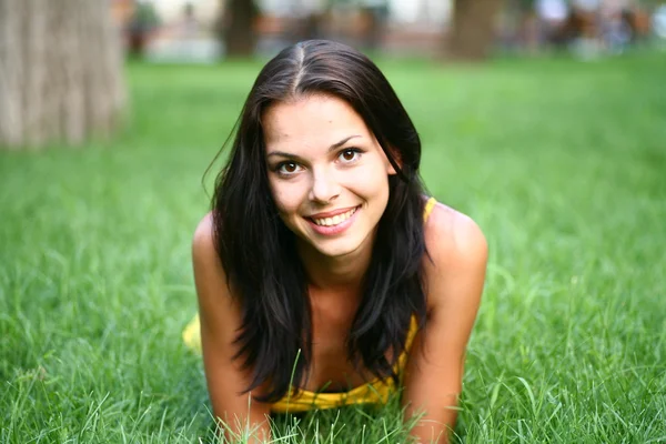 Retrato de hermosa hembra — Foto de Stock