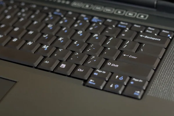 Närbild av modern laptop tangentbord. — Stockfoto