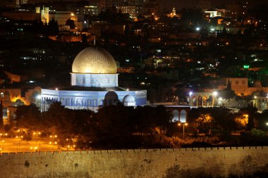 temple mount gece manzarası ile kubbe kaya ve eski şehir fr