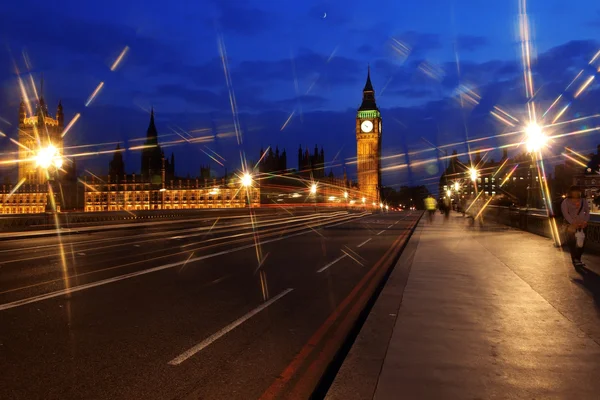 Big Ben y la Cámara del Parlamento en la noche, Londres, Reino Unido —  Fotos de Stock