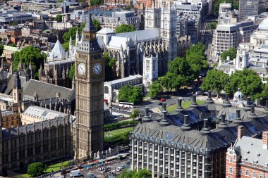 londo görünümünden Londra Kulesi'nde büyük ben ile Meclis evi